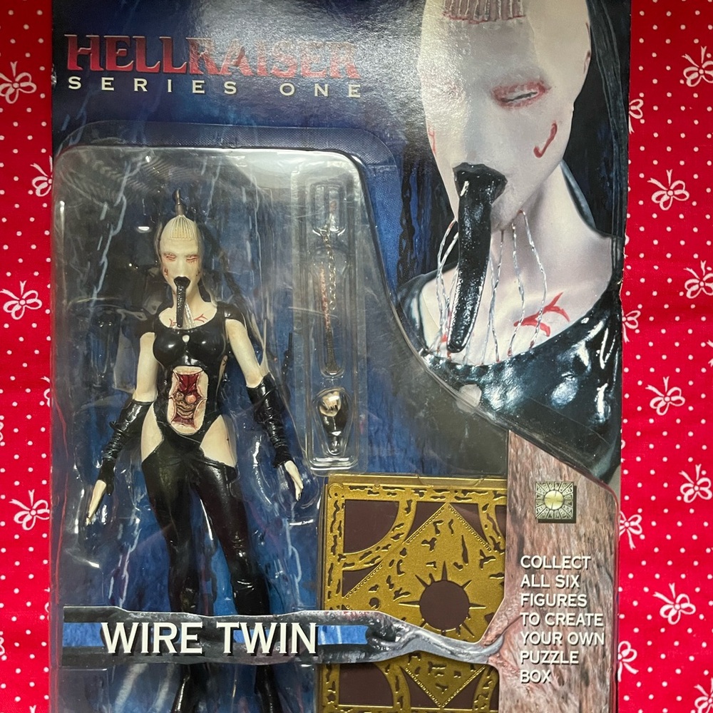 2003 Neca wire twin hellraiser action figure